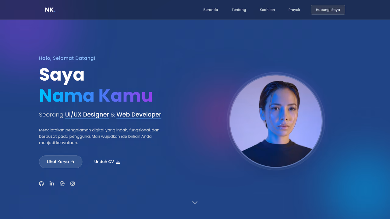 Tampilan template Portfolio Glassmorphism